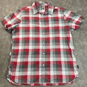 The North Face Men's XXL 2XL Red Plaid Button Camping Short Sleeve Logo Shirt